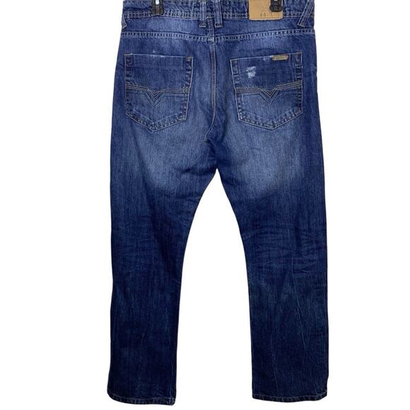 Copper Rivet Jeans Mens 34x32 Modern Straight Mid-Rise Distressed Comfort Hemmed - Picture 2 of 7